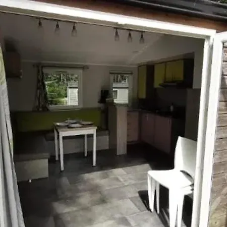 Confortable A Avec Piscine Saint-Chéron