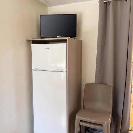 Confortable A Avec Piscine Prázdninový dům *
